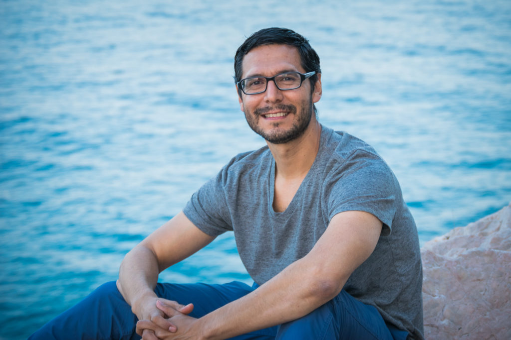 Guillermo Flores